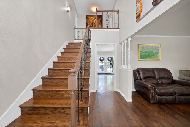 1601 Oak Meadow Drive, Irving, TX 75061