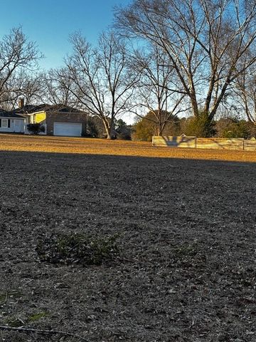 110 Berry Patch Lane, Dothan, AL 36301