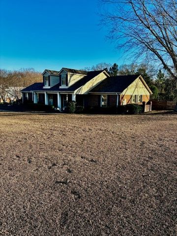 110 Berry Patch Lane, Dothan, AL 36301