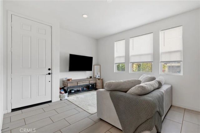 28341 Heather Green Way, Menifee, CA 92584