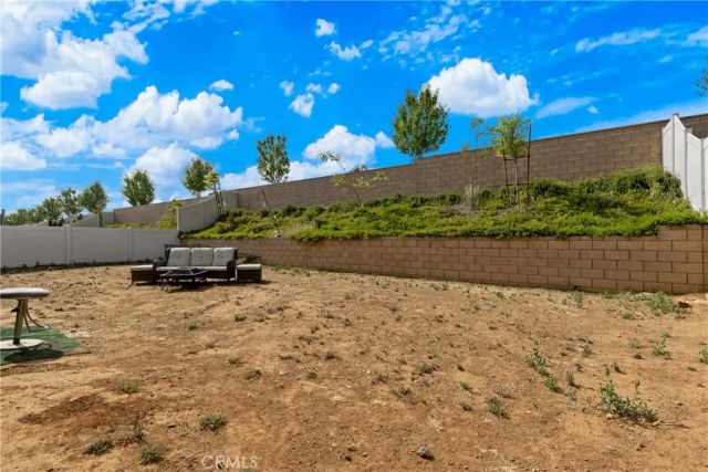 28341 Heather Green Way, Menifee, CA 92584