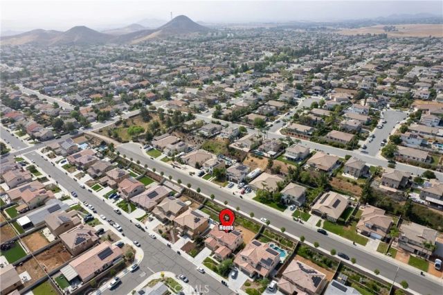 28341 Heather Green Way, Menifee, CA 92584