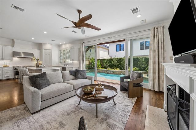 4111 Sunset Boulevard, Houston, TX 77005