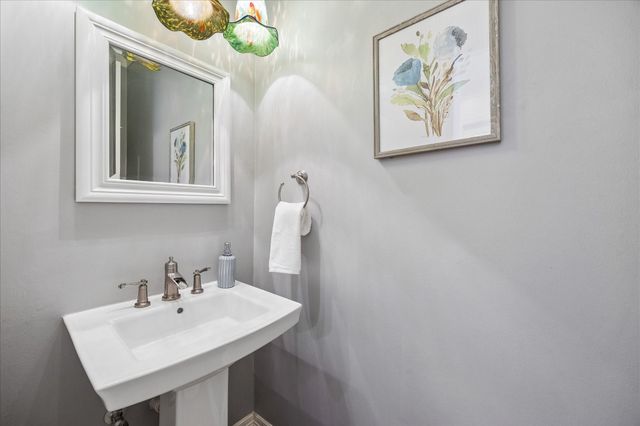 4111 Sunset Boulevard, Houston, TX 77005