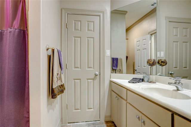 4806 Wedgewood Drive, Bellaire, TX 77401