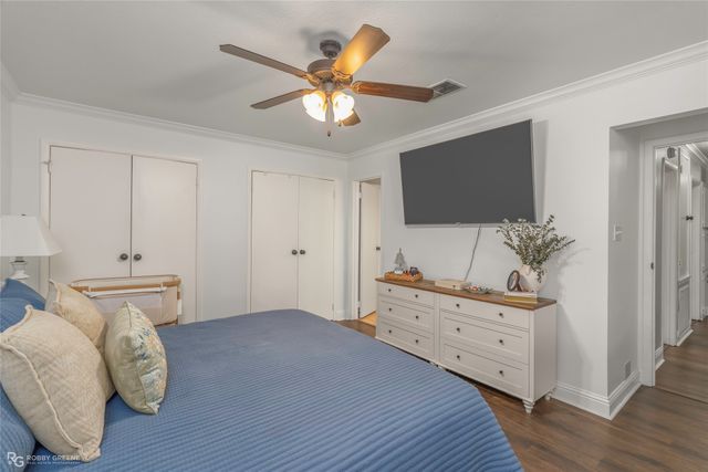 3120 Le Oaks Drive, Bossier City, LA 71111