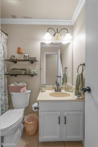 3120 Le Oaks Drive, Bossier City, LA 71111
