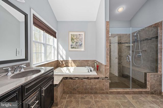 11613 PINE HOLLOW LN, Spotsylvania, VA 22551