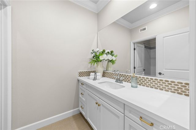 71 Clocktower, Irvine, CA 92620