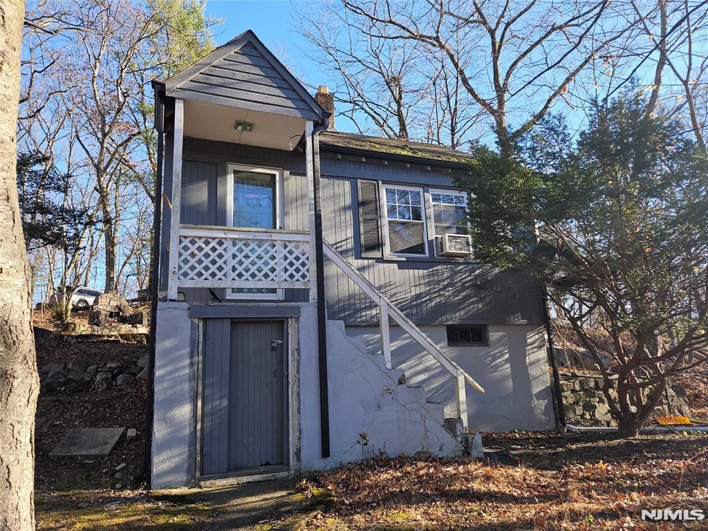 3 Elm Street, Wanaque, NJ 07420