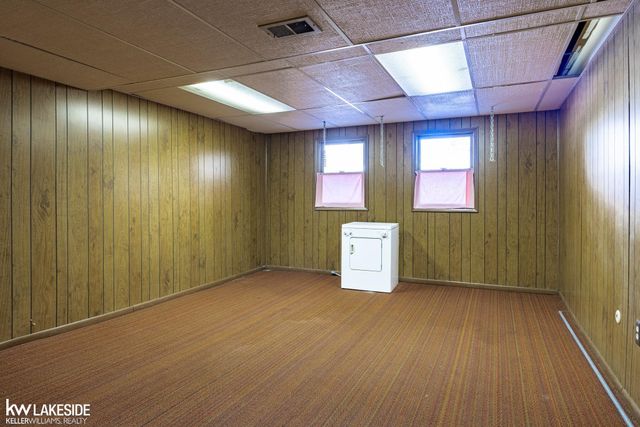 6322 Pepper Hill Street, West Bloomfield, MI 48322