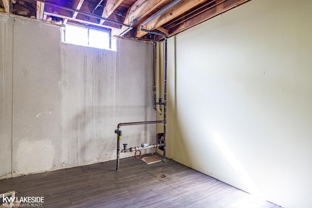 6322 Pepper Hill Street, West Bloomfield, MI 48322