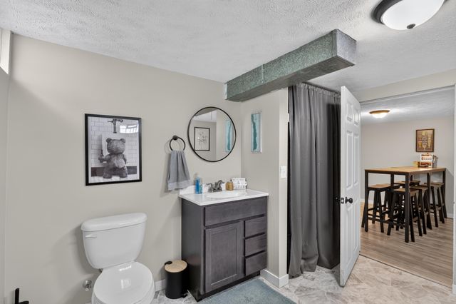 1371 Beckwith Avenue NE, Grand Rapids, MI 49505