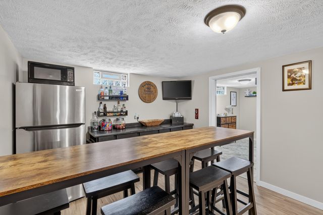 1371 Beckwith Avenue NE, Grand Rapids, MI 49505