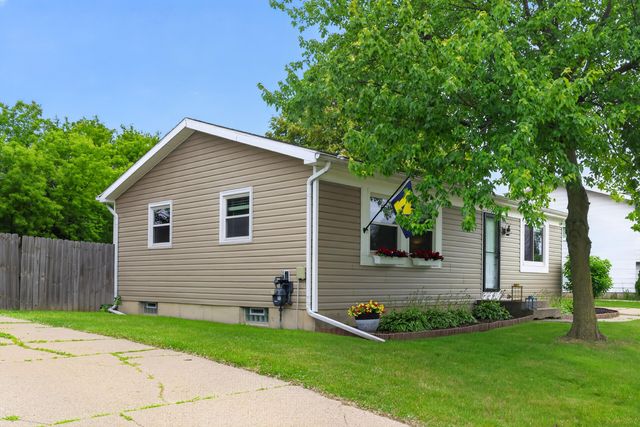 1371 Beckwith Avenue NE, Grand Rapids, MI 49505