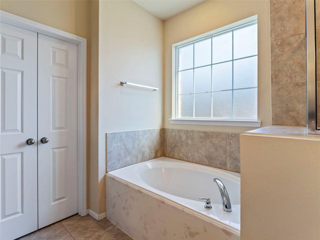 3212 Birkhill Court, Bay City, TX 77414