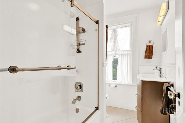 103 W Gordon Street B, Savannah, GA 31401