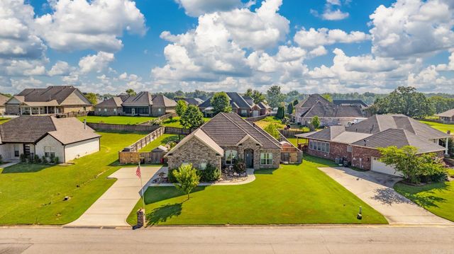 14 River Road Drive West, Mayflower, AR 72106