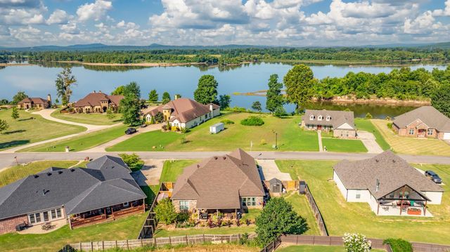 14 River Road Drive West, Mayflower, AR 72106