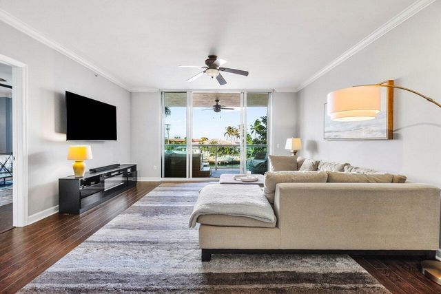 2650 Lake Shore Drive 201, Riviera Beach, FL 33404