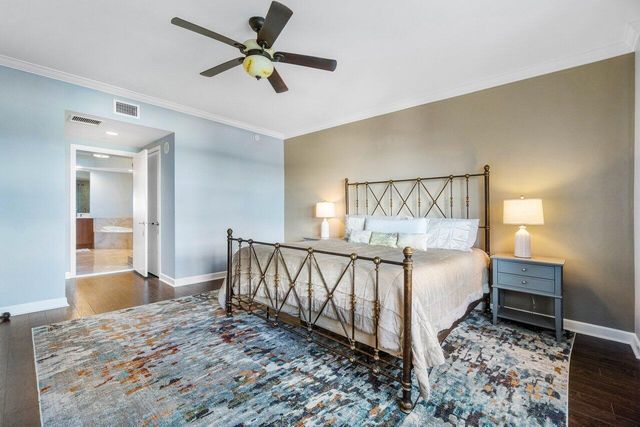 2650 Lake Shore Drive 201, Riviera Beach, FL 33404