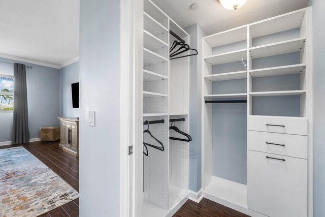 2650 Lake Shore Drive 201, Riviera Beach, FL 33404