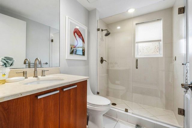 2650 Lake Shore Drive 201, Riviera Beach, FL 33404