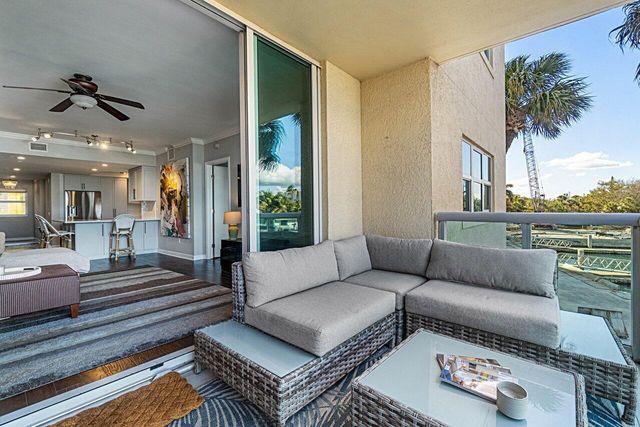 2650 Lake Shore Drive 201, Riviera Beach, FL 33404