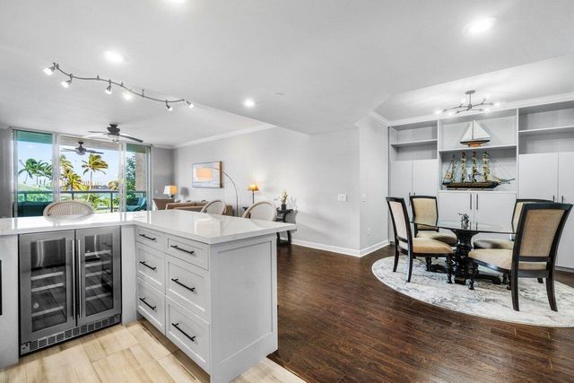 2650 Lake Shore Drive 201, Riviera Beach, FL 33404