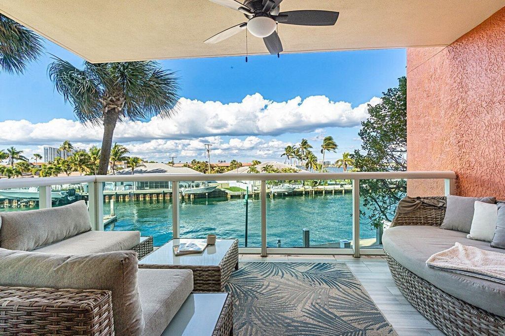 2650 Lake Shore Drive 201, Riviera Beach, FL 33404