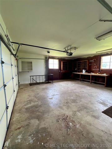11252 S Hwy 377, Kingston, OK 73439