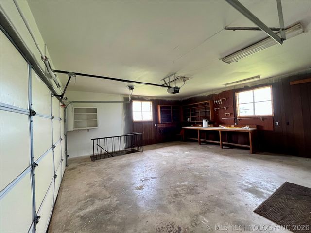 11252 S Hwy 377, Kingston, OK 73439