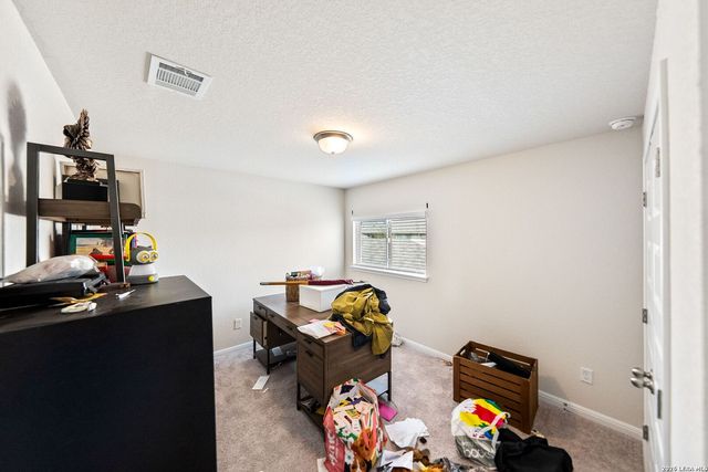 4820 night herder, St Hedwig, TX 78152