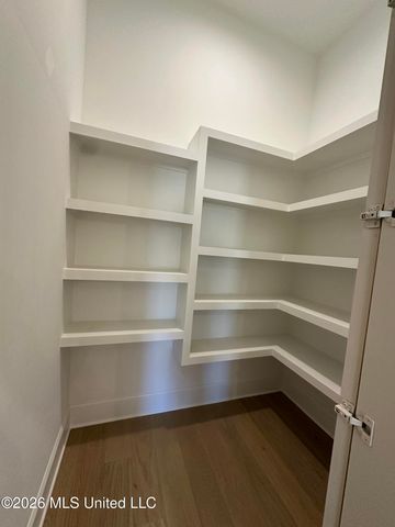 408 Aurora Circle, Canton, MS 39046