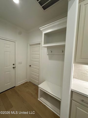 408 Aurora Circle, Canton, MS 39046