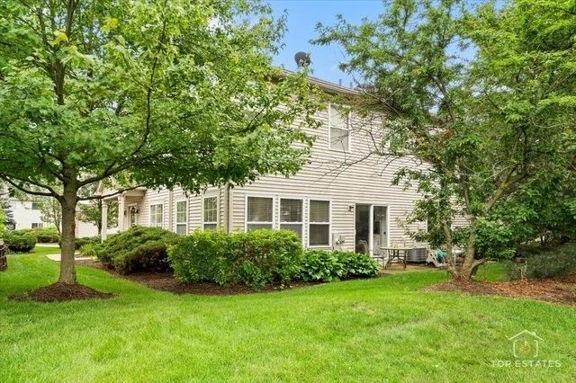 452 Jamestown Court, Aurora, IL 60502