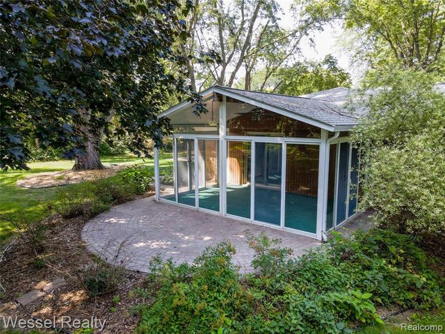 60384 Shawnee Lane, Washington, MI 48094
