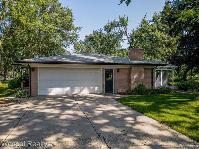 60384 Shawnee Lane, Washington, MI 48094