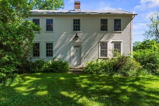 2 Cold Spring Road, Shaftsbury, VT 05257