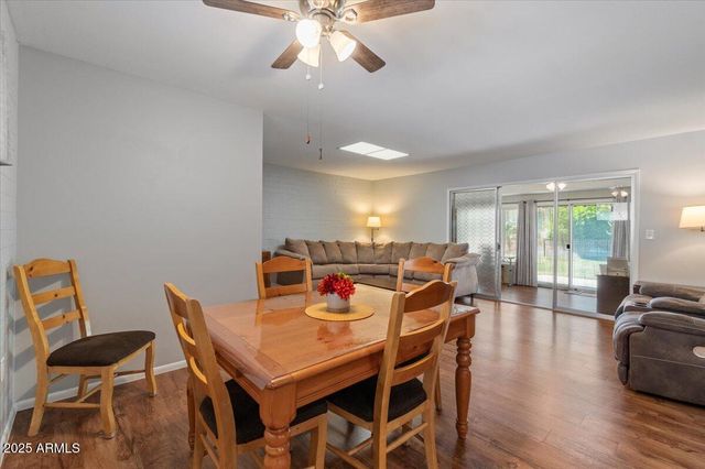 10895 W CLAIR Drive, Sun City, AZ 85351