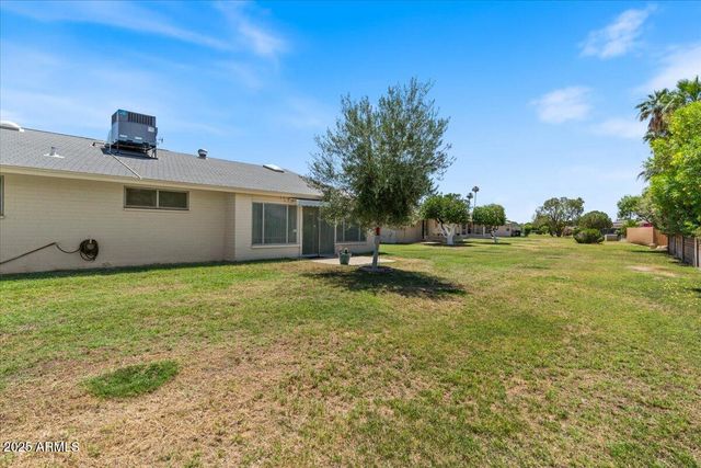 10895 W CLAIR Drive, Sun City, AZ 85351