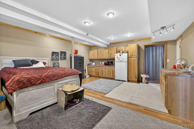 4000 Bishop Hill Road, Marcellus, NY 13108