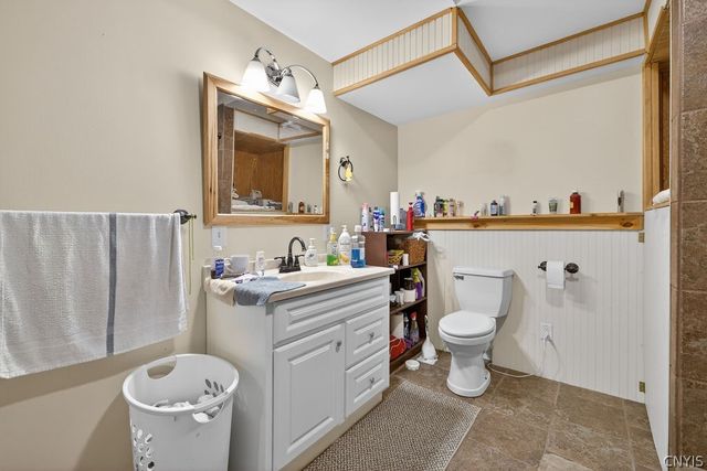 4000 Bishop Hill Road, Marcellus, NY 13108