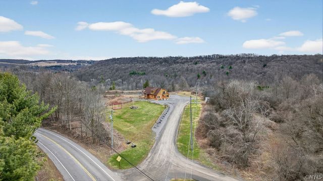 4000 Bishop Hill Road, Marcellus, NY 13108