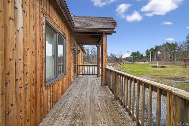 4000 Bishop Hill Road, Marcellus, NY 13108