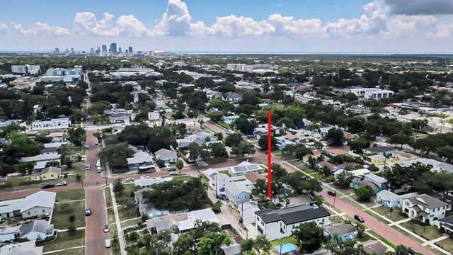 3829 2ND AVENUE N, St Petersburg, FL 33713