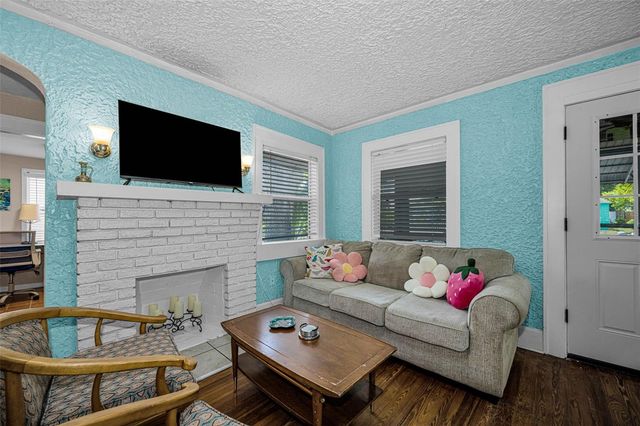 3829 2ND AVENUE N, St Petersburg, FL 33713