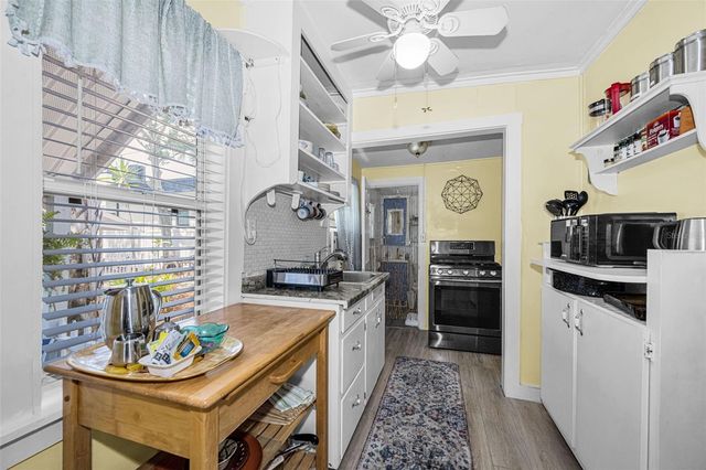 3829 2ND AVENUE N, St Petersburg, FL 33713