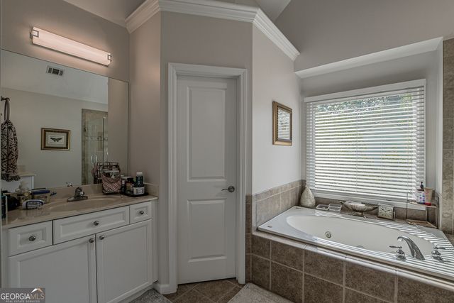 5746 Nix Bridge Road, Gainesville, GA 30506