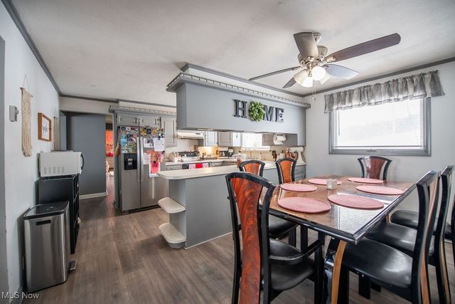 4022 State Route 516 NW, Dover, OH 44622